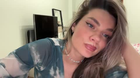 Snapshot of haley_rune chatting on February 27, 5:58 pm haley_rune online show from February 27, 5:58 pm
