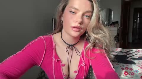 Snapshot of haley_rune chatting on February 25, 10:04 am haley_rune online show from February 25, 10:04 am