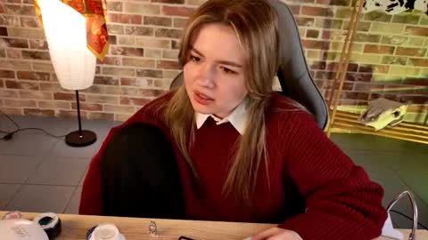 HaleySun online show from October 10, 1:39 pm