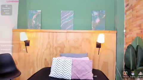 Halley Lorens online show from March 13, 8:01 pm