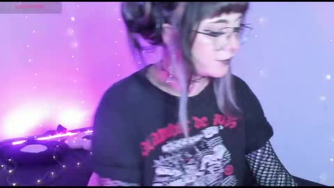 Hallu online show from March 5, 8:29 pm