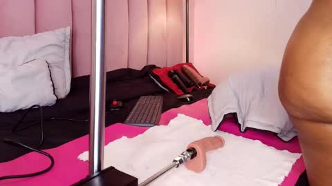  Hally Bans  online show from October 4, 7:55 pm