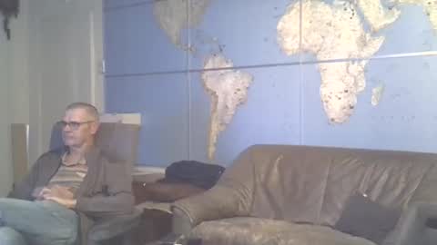 Prefer men 80 online show from October 12, 7:16 pm