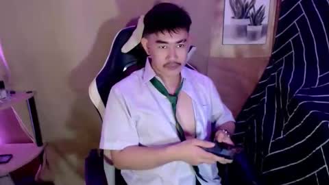 Dem online show from September 9, 1:33 pm