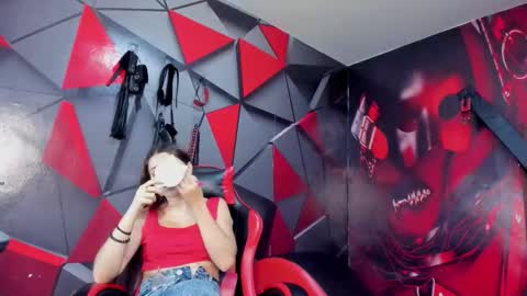 Hana and Zeta online show from September 27, 12:14 pm