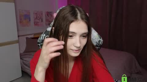Snapshot of hana_flo chatting on September 19, 2:43 pm Hana online show from September 19, 2:43 pm
