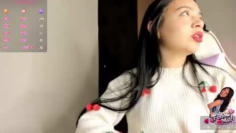Hana Garcia online show from August 5, 9:45 pm