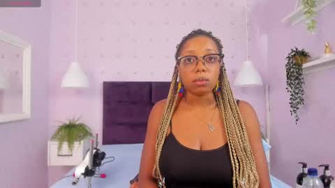Snapshot of hanaahquinn chatting on September 10, 11:33 am hanaahquinn online show from September 10, 11:33 am