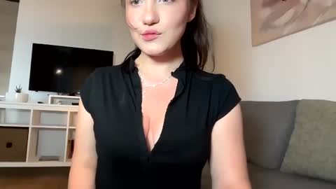 hanahwoods online show from July 2, 2:55 pm