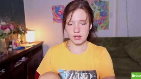 hanahwoods online show from April 9, 2:26 am