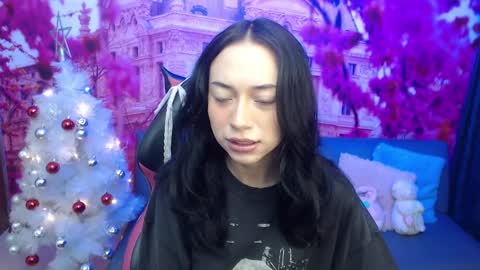 Snapshot of hanaku_8 chatting on December 9, 2:28 pm Hanaku online show from December 9, 2:28 pm