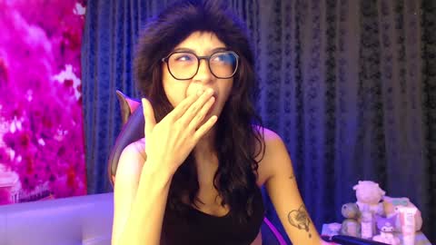 Snapshot of hanaku_8 chatting on January 9, 2:07 pm Hanaku online show from January 9, 2:07 pm