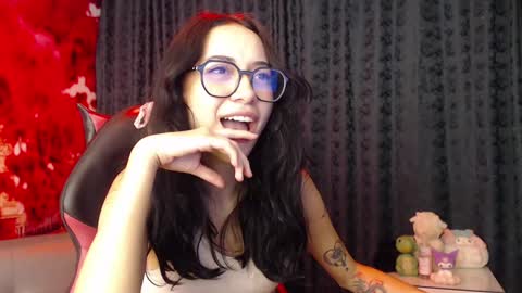Snapshot of hanaku_8 chatting on January 10, 8:15 pm Hanaku online show from January 10, 8:15 pm