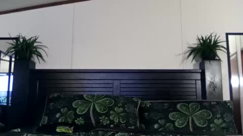 hands_on_yours online show from October 5, 10:01 am