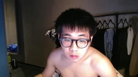 handsome_mannn online show from February 15, 9:37 pm