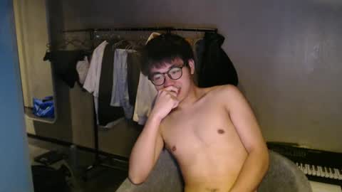 handsome_mannn online show from October 9, 8:58 pm