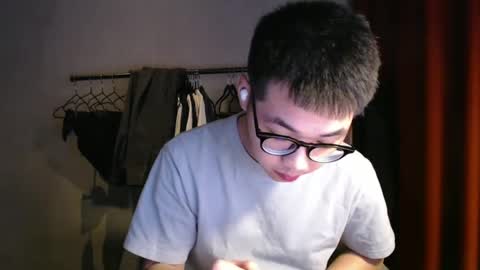 handsome_mannn online show from January 4, 3:18 am