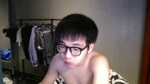 handsome_mannn online show from February 23, 12:19 am
