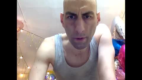 HandsomeAlfie online show from May 16, 1:57 am