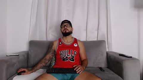 Handsomen online show from April 7, 2:35 am