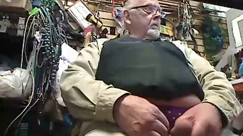 handycolt online show from May 10, 10:38 pm