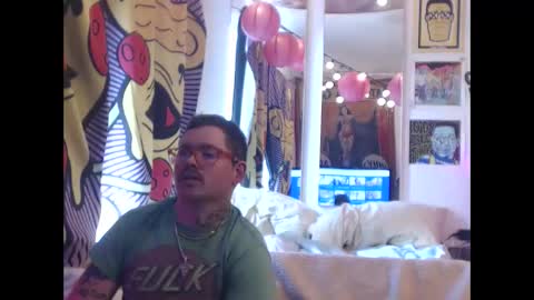 Snapshot of hankrams chatting on March 12, 7:14 pm hank rams online show from March 12, 7:14 pm