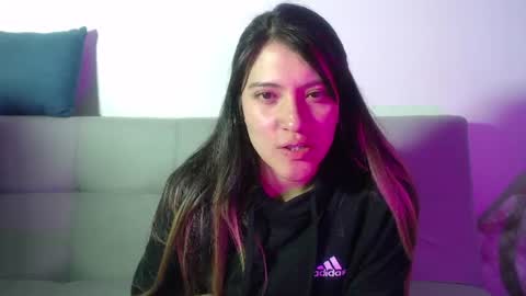 Hanna  online show from August 4, 1:56 am