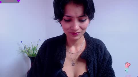 Sara online show from February 4, 5:34 pm
