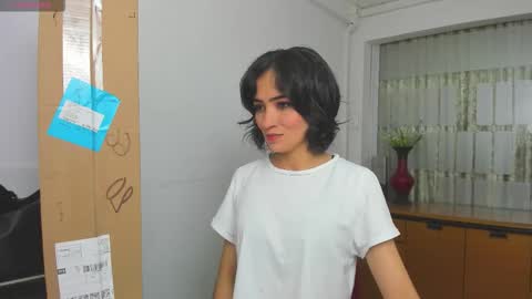 Sara online show from November 16, 2:19 pm