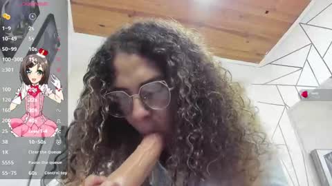 HANNA online show from December 11, 11:41 am