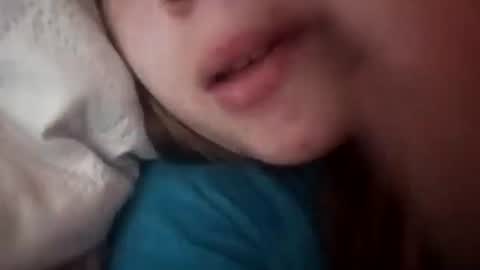 Anna online show from February 3, 1:40 pm