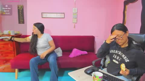 Hanna online show from November 26, 1:08 pm