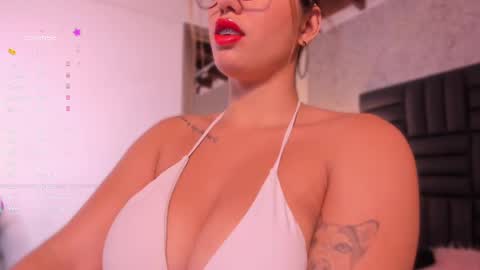 Hanna  online show from January 31, 8:12 pm