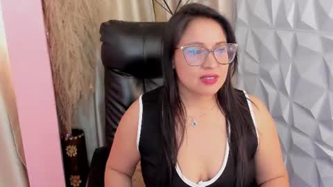 Hanna online show from June 19, 3:51 pm