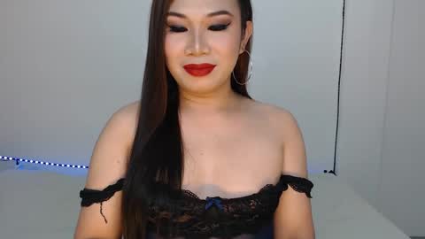 Hannah online show from February 24, 4:16 am