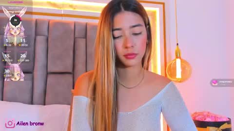 Snapshot of hannabronw chatting on September 16, 11:19 pm Eliana online show from September 16, 11:19 pm