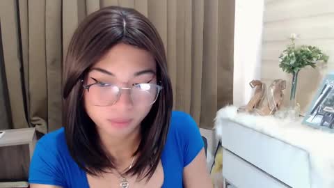 Snapshot of hannah_davis69 chatting on March 11, 12:54 am Alex online show from March 11, 12:54 am