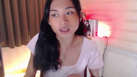 Snapshot of hannah_davis69 chatting on February 5, 8:54 am Alex online show from February 5, 8:54 am
