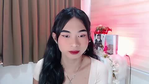 Snapshot of hannah_davis69 chatting on January 20, 1:50 am Alex online show from January 20, 1:50 am