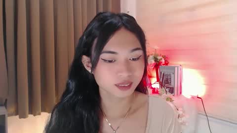 Snapshot of hannah_davis69 chatting on February 7, 4:16 am Alex online show from February 7, 4:16 am