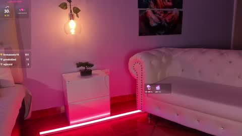 Hannah online show from February 22, 10:07 am