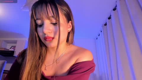 Snapshot of hannahdavisx chatting on March 2, 1:37 am Hannah online show from March 2, 1:37 am