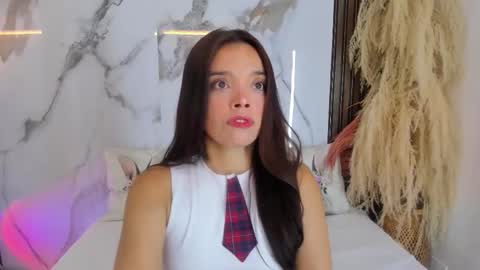 Hannahill69 online show from October 8, 4:51 am