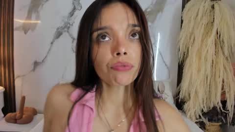 Hannahill69 online show from March 7, 10:13 am