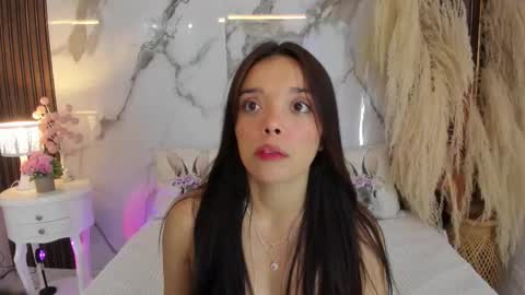 Hannahill69 online show from November 8, 5:54 am