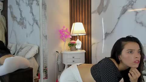 Hannahill69 online show from February 12, 7:44 am