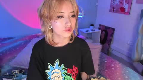 Hannah online show from October 4, 3:10 pm