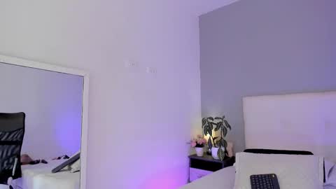 hannamartinnez online show from September 28, 7:23 pm