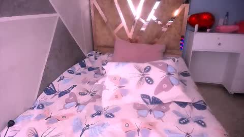 alejandra online show from October 10, 11:20 pm