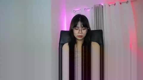 Snapshot of hannaqxx chatting on December 19, 2:13 pm hannah online show from December 19, 2:13 pm